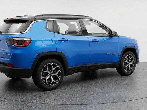 Used 2025 Jeep Compass Limited image 9