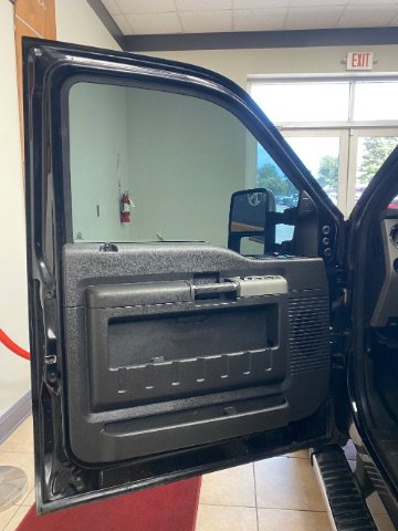 Used 2013 Ford F250 Lariat w/ Chrome Pkg RWD image 8
