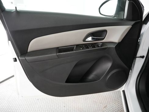 Used 2012 Chevrolet Cruze LS w/ Connectivity Package FWD image 32