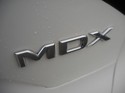 Used 2023 Acura MDX SH-AWD w/ Advance Package image 9
