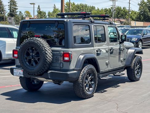 Used 2021 Jeep Wrangler Unlimited Sport AWD/4WD image 4