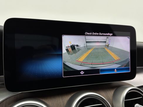 Used 2019 Mercedes-Benz C 300 Sedan w/ Premium Package image 17
