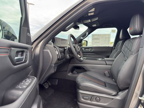 New 2026 Nissan Armada PRO-4X w/ Captain's Chari Seat Package image 10