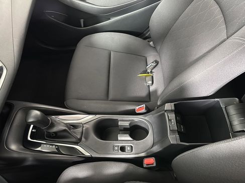 Used 2024 Toyota Corolla LE image 36