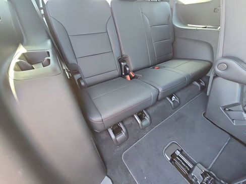 New 2026 Chevrolet Traverse Z71 AWD/4WD image 12