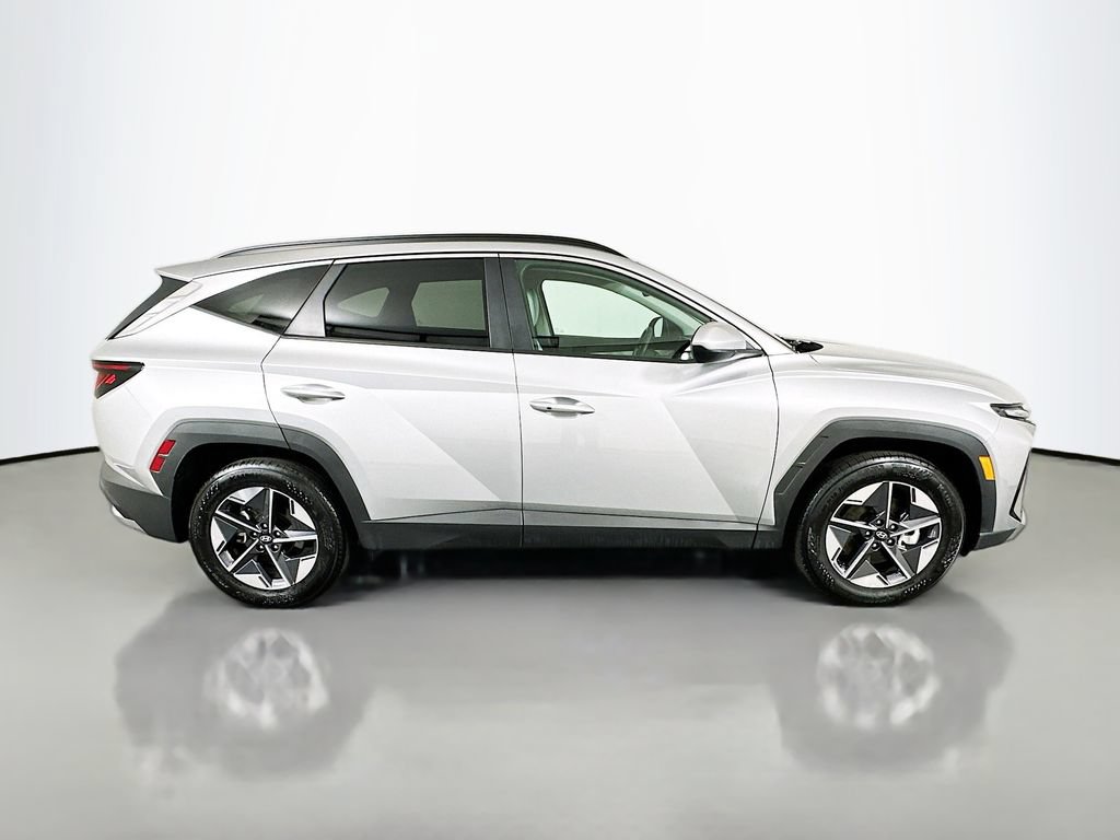 Certified 2026 Hyundai Tucson SEL Plus FWD image 4
