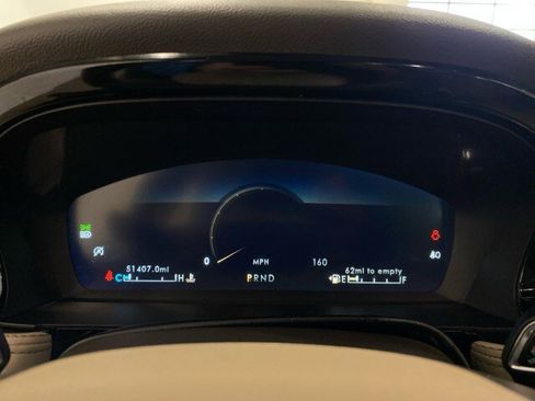 Used 2021 Lincoln Corsair Reserve w/ Equipment Group 201A image 21