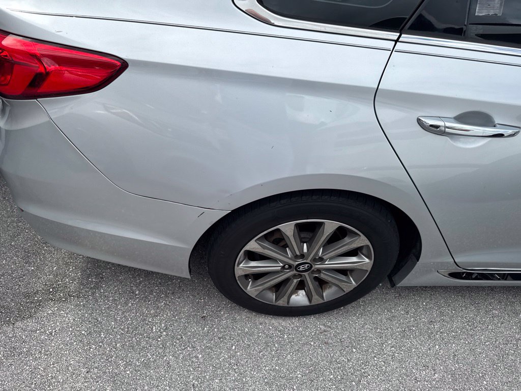 Used 2016 Hyundai Sonata Limited w/ Option Group 05 FWD image 23