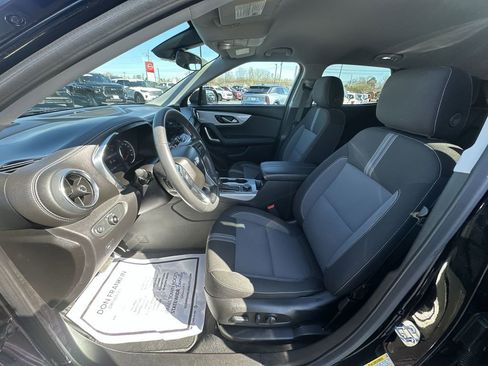 Used 2023 Chevrolet Blazer LT w/ Driver Confidence Package image 11