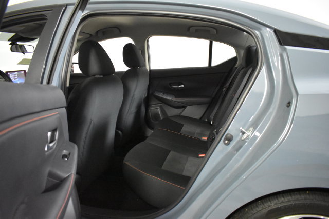 Certified 2025 Nissan Sentra SR FWD image 28