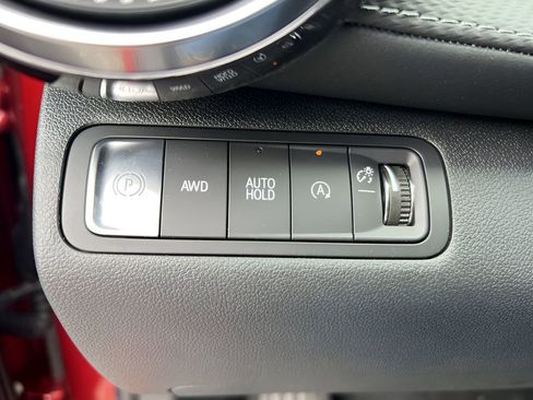 New 2026 Chevrolet Equinox LT w/ Convenience Package II image 17