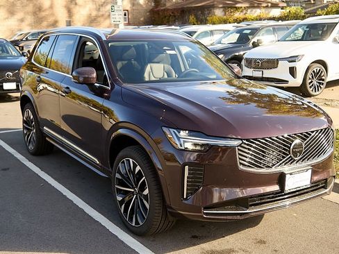 New 2026 Volvo XC90 B5 Ultra w/ Protection Package image 4