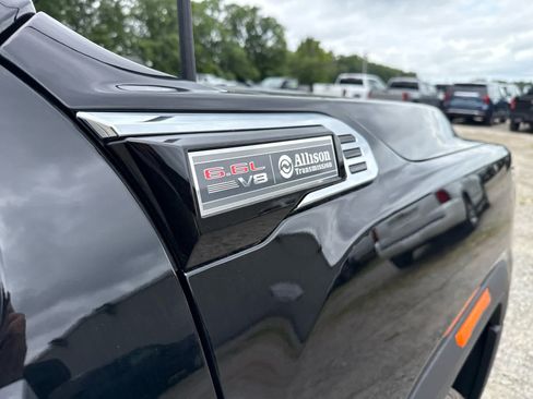 New 2026 GMC Sierra 3500 SLE w/ SLE Convenience Package AWD/4WD image 12