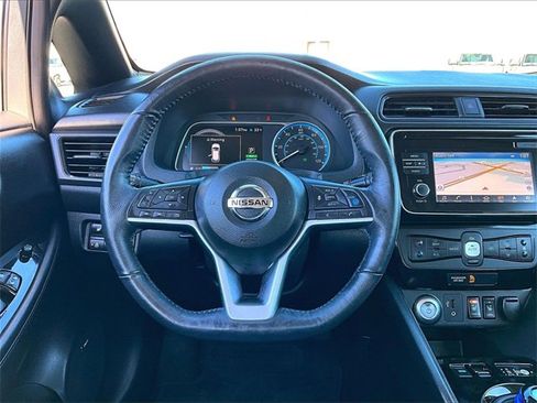 Used 2018 Nissan Leaf SL w/ SL Technology Package image 16