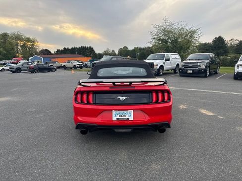 Used 2022 Ford Mustang Premium RWD image 5