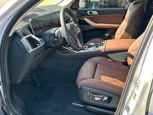 New 2026 BMW X7 xDrive40i image 4