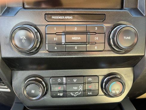 Used 2021 Ford F250 XLT w/ XLT Premium Package image 46