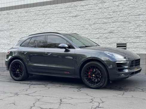 Used 2018 Porsche Macan GTS image 4