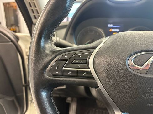 Used 2019 INFINITI Q50 Luxe w/ Essential Package (3.0T Luxe) image 18