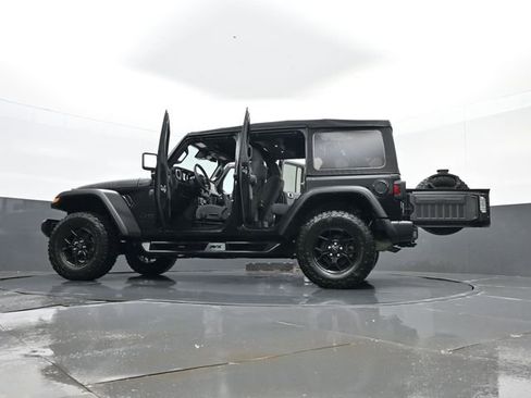 Used 2024 Jeep Wrangler Unlimited Sport AWD/4WD image 32