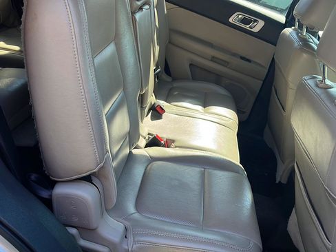 Used 2011 Ford Explorer Limited w/ 302A Rapid Spec Order Code image 27