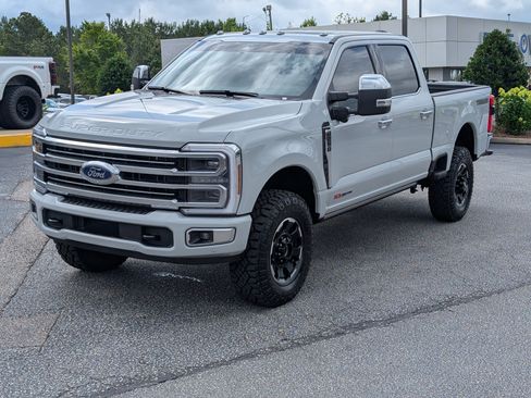 Certified 2026 Ford F250 Platinum w/ Platinum Plus Package AWD/4WD image 2