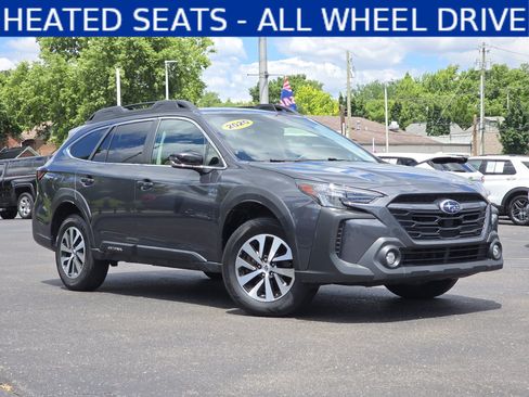 Used 2023 Subaru Outback Premium AWD/4WD image 1
