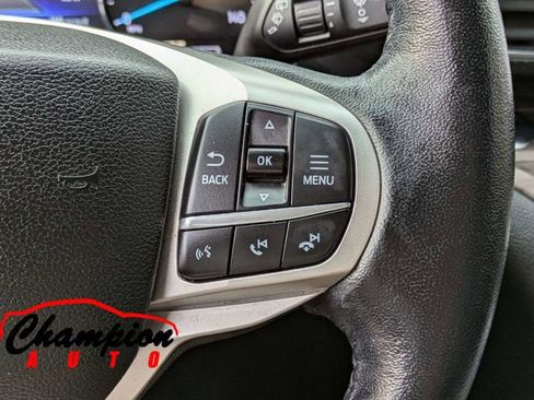 Used 2021 Ford Explorer Limited w/ Equipment Group 301A image 32
