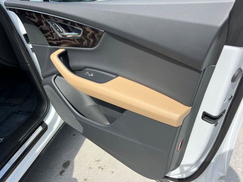 Certified 2025 Audi Q7 3.0T Premium w/ Convenience Package image 14