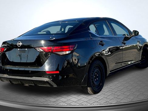 Used 2024 Nissan Sentra S w/ Trunk Package FWD image 7