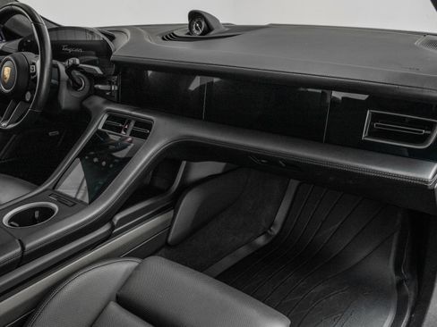 Used 2021 Porsche Taycan Turbo S image 14