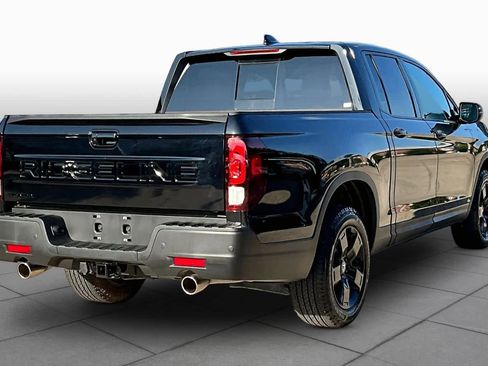 Certified 2026 Honda Ridgeline Black Edition image 13