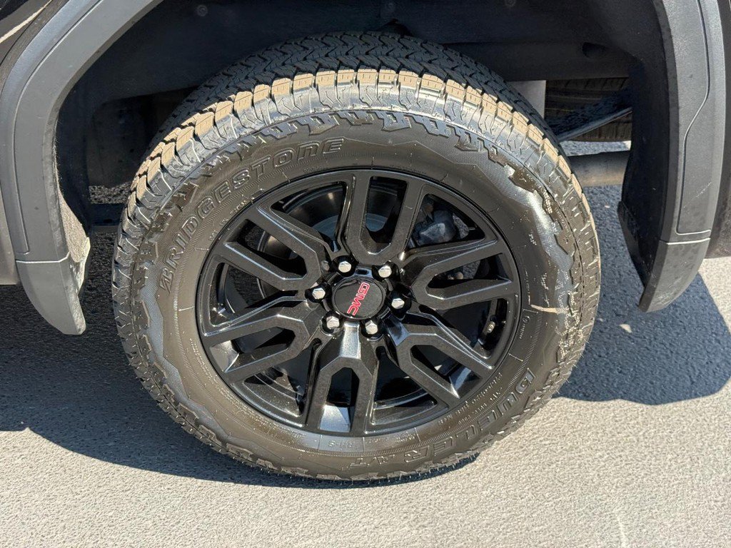 Used 2025 GMC Sierra 1500 Elevation w/ Elevation Premium Package AWD/4WD image 7