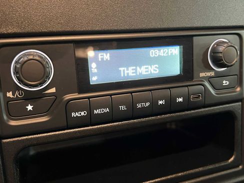 Used 2025 Mercedes-Benz Sprinter 2500 image 25