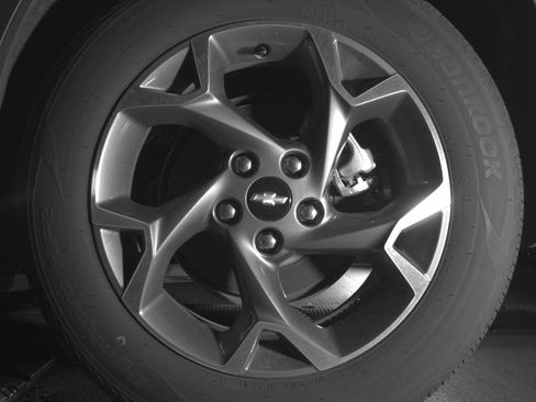 Used 2025 Chevrolet Trax LT w/ LT Convenience Package FWD image 14