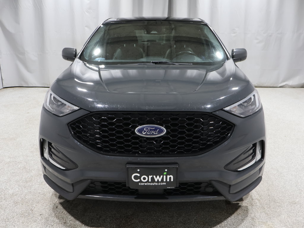 Used 2021 Ford Edge ST-Line w/ Cold Weather Package AWD/4WD image 6