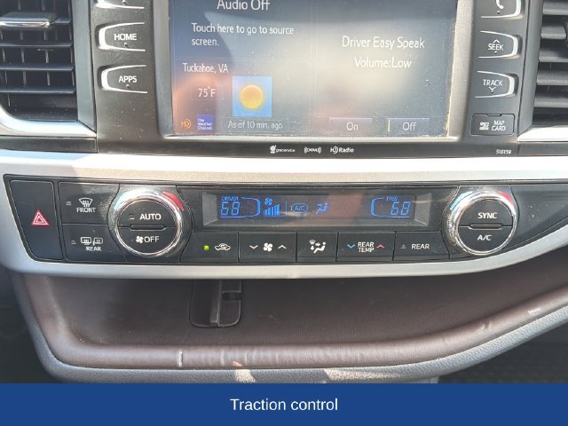 Used 2016 Toyota Highlander XLE AWD/4WD image 15