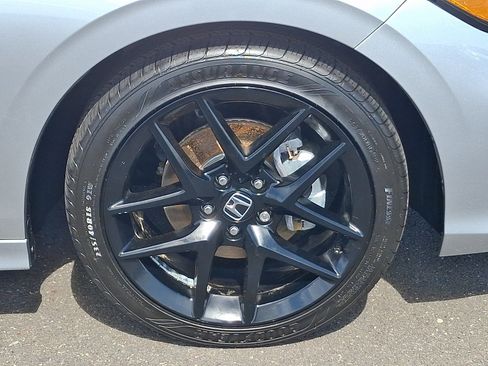 Used 2025 Honda Civic Sport image 8
