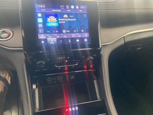 New 2025 Jeep Grand Cherokee 4WD image 29