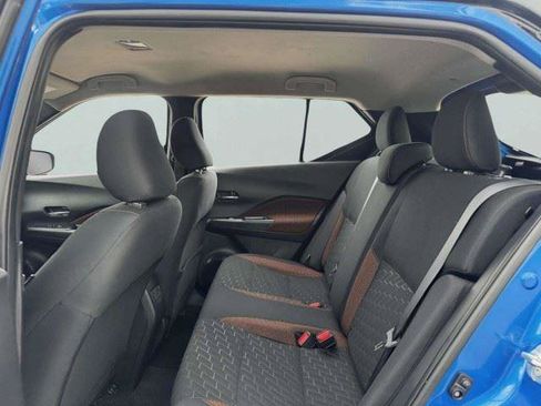 Used 2023 Nissan Kicks SR FWD image 33