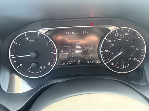 Certified 2024 Nissan Rogue S FWD image 18