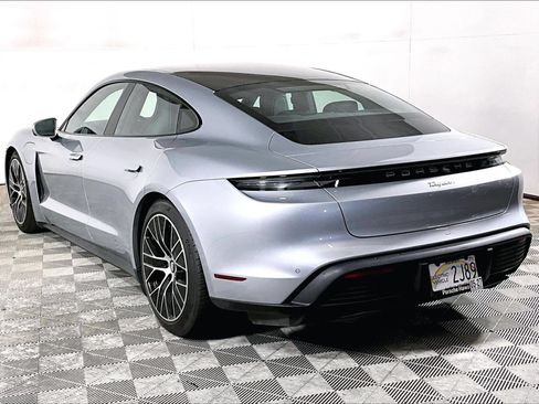 Used 2023 Porsche Taycan RWD image 3