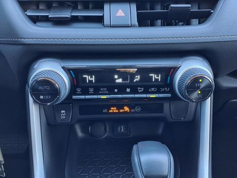 Certified 2025 Toyota RAV4 LE image 18