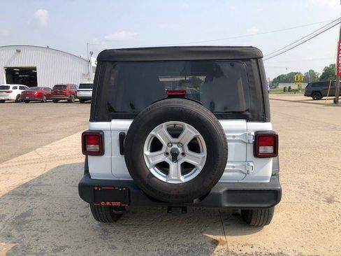 Used 2023 Jeep Wrangler Unlimited Sport image 5