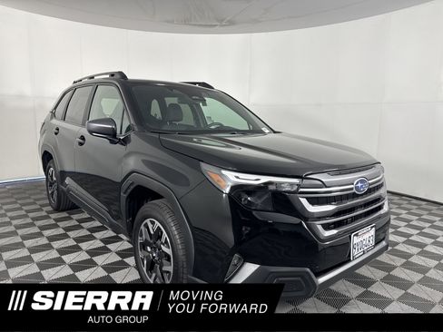 Used 2026 Subaru Forester Premium AWD/4WD image 1