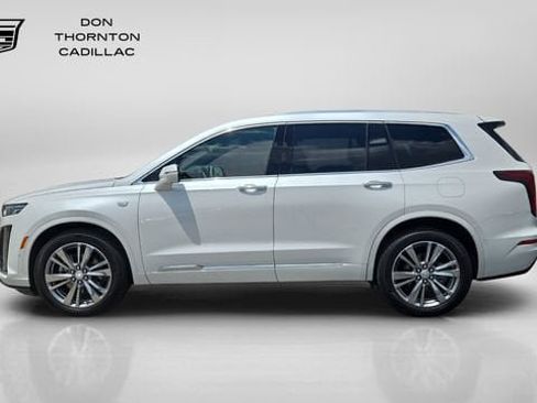 New 2025 Cadillac XT6 Premium Luxury w/ Platinum Package AWD/4WD image 8