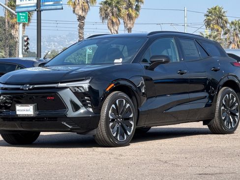 New 2025 Chevrolet Blazer EV RS image 8