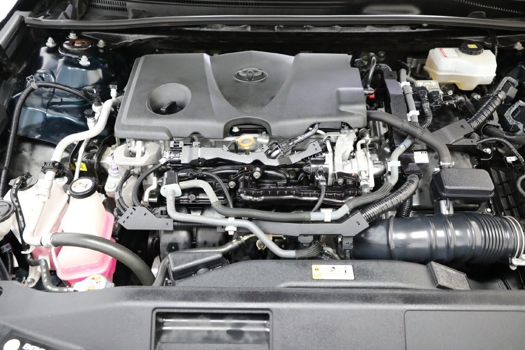 Used 2020 Toyota Camry LE FWD image 18