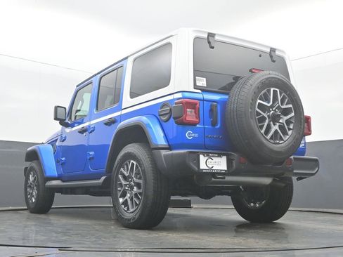New 2026 Jeep Wrangler Unlimited Sahara AWD/4WD image 49