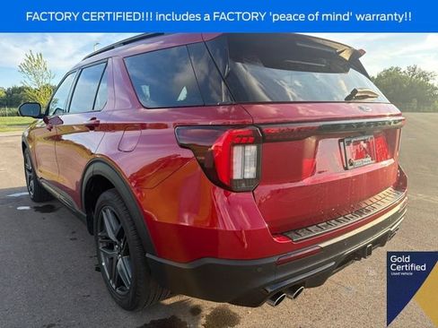 Used 2025 Ford Explorer ST AWD/4WD image 18